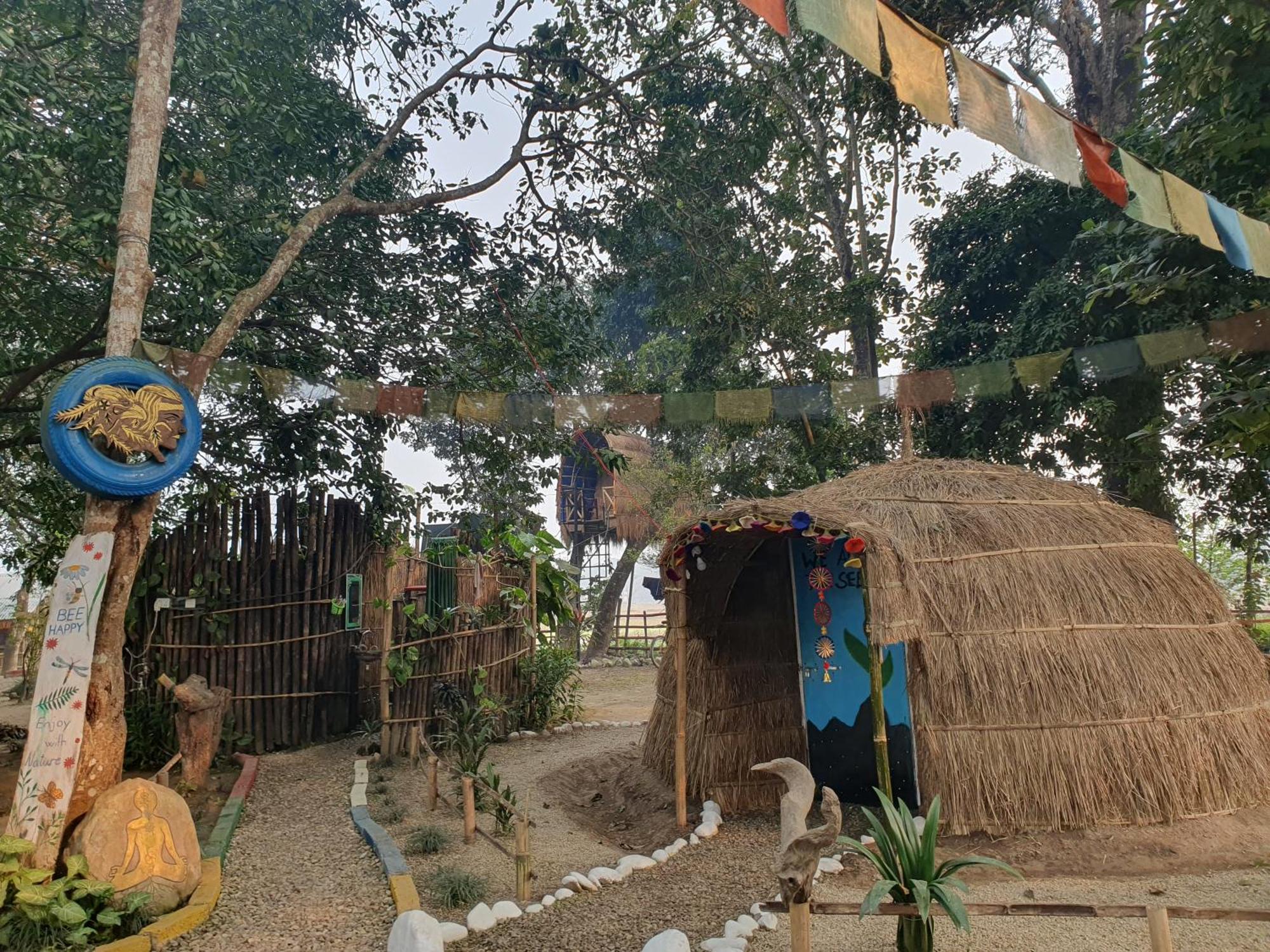 Pemsee'S Tree Town - Eco-Friendly,Tree House Hostel سوراها المظهر الخارجي الصورة